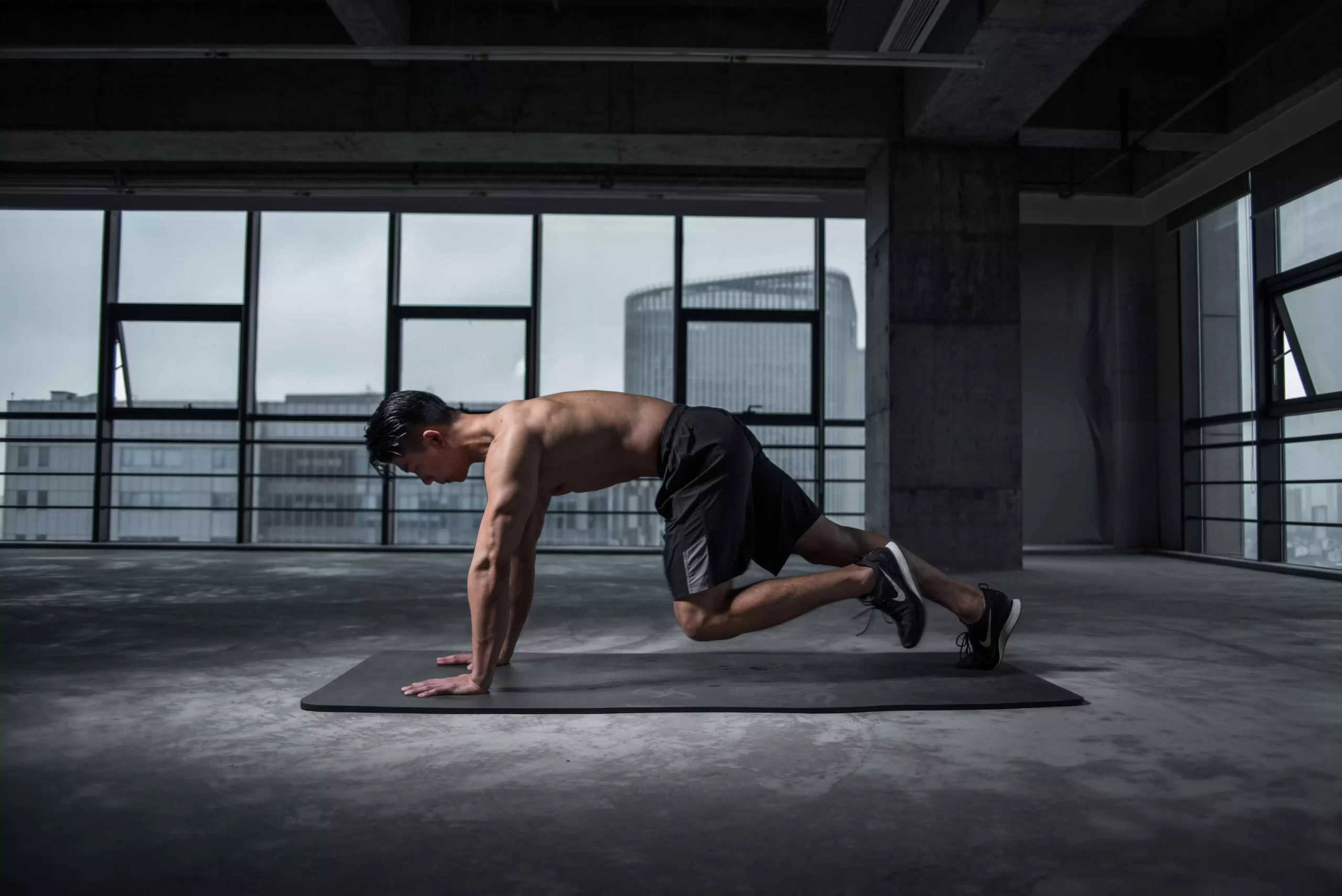 The 10 Best Calisthenics Exercises To Burn Fat