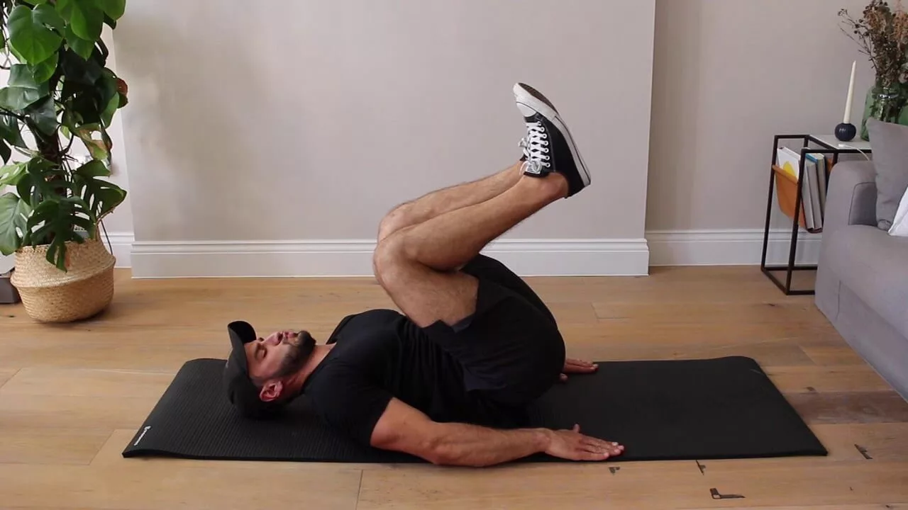 reverse-crunches-lower-ab-exercises